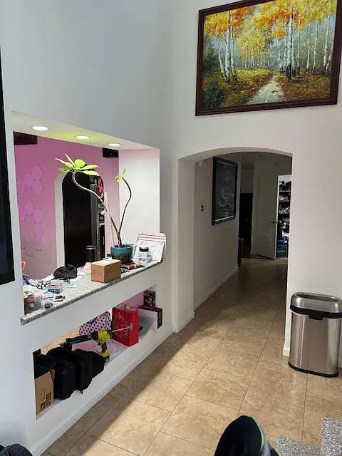 4 bed, 2581 sqft, $3,600 — Photo 3