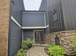 1475 S County Farm Rd APT 1-3, Wheaton, IL 60189