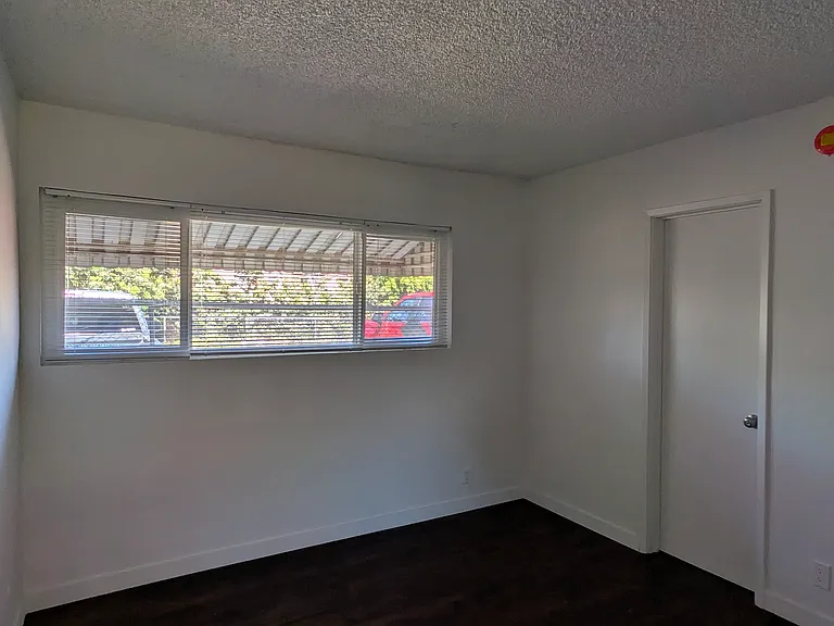265 Lucas Ave #5 — Photo 10