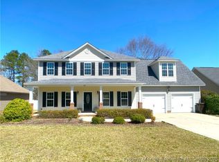 401 Regimental Dr, Cameron, NC 28326
