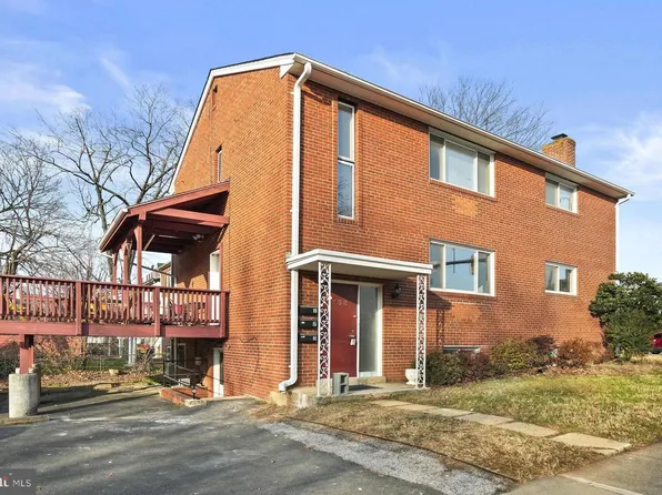 1138 N Stafford St, Arlington, VA 22201