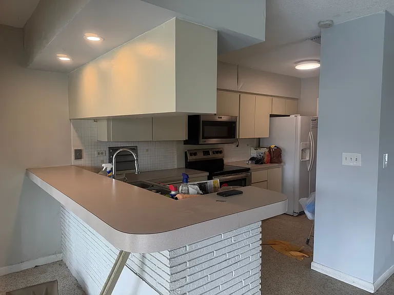 SW 98th Ct — Photo 9