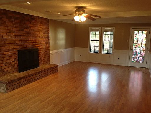 1st image of 2242 Burlingate Dr