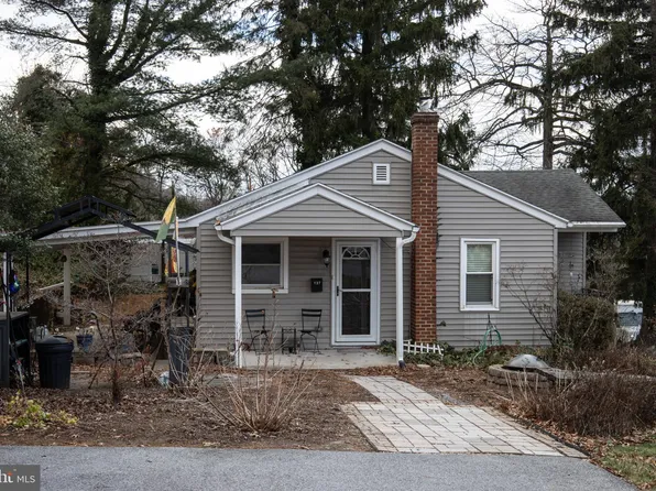 127 Mahantongo Dr, Pottsville, PA 17901