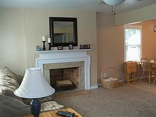 5th image of 16060 Glenridge Ave