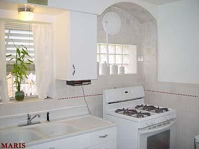 5th image of 5683 Oleatha Ave