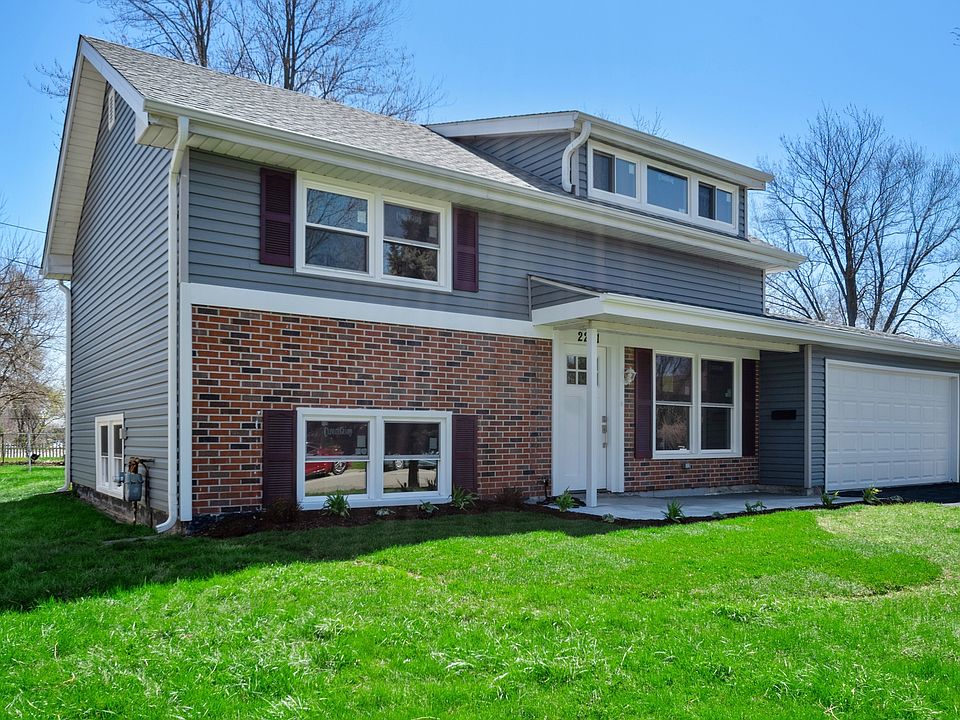 1st image of 2201 Burr Oak St