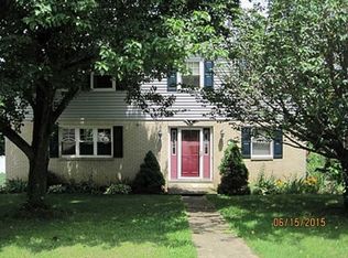 1908 Gina Dr, West Mifflin, PA 15122