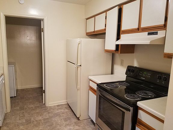 4th image of 3687 Carriage Oaks Dr