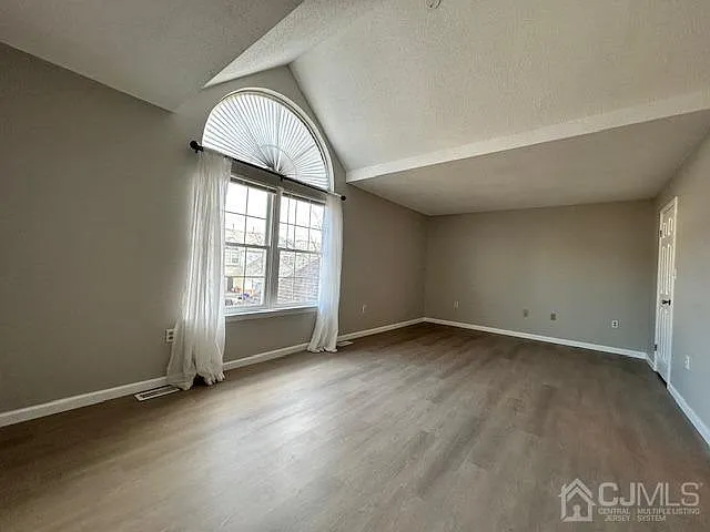 87 Sassafras Ct — Photo 12