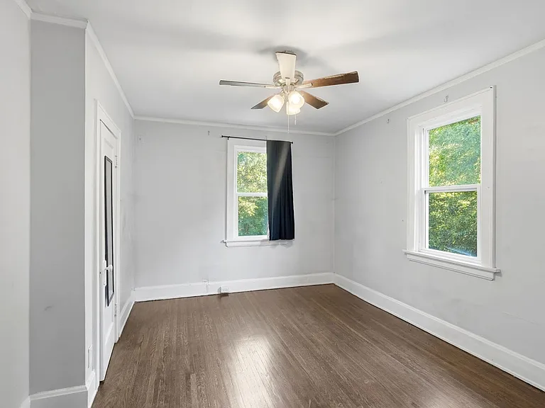 682 Greenwood Ave — Photo 17