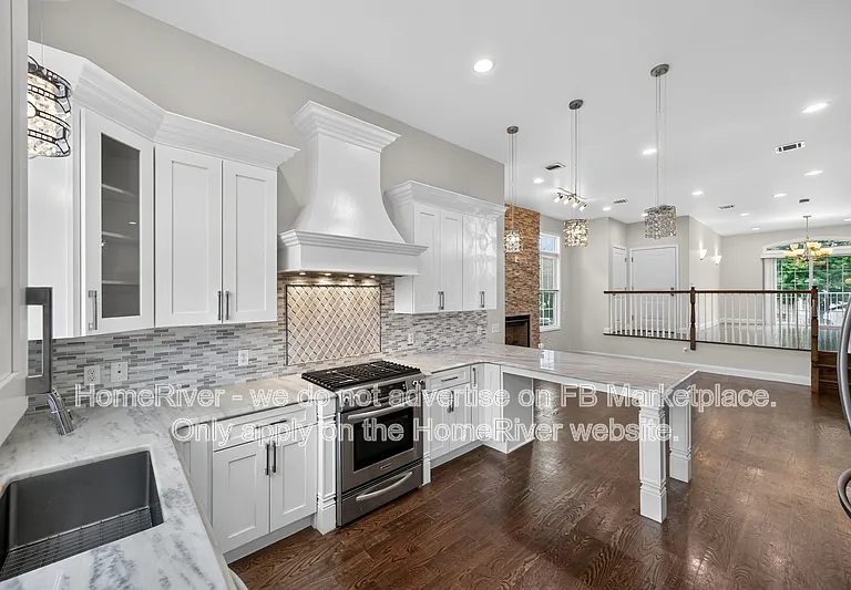 508 2nd Ave #1 — Photo 4