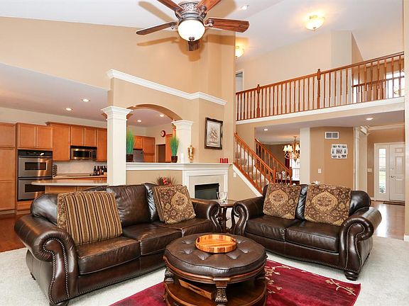 5th image of 6340 Winter Hazel Dr