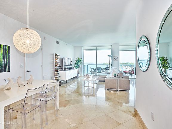 4th image of 10 Venetian Way APT 1003