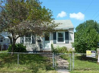 3204 Orchard Ave, Davenport, IA 52802