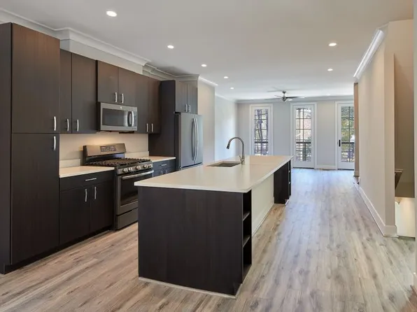 916 N Buchanan Ct, Arlington, VA 22203