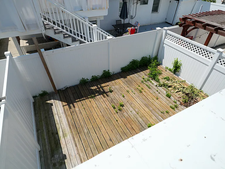 59 Troy Ave #2 — Photo 16