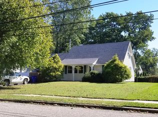 727 Northstream Dr, Toms River, NJ 08753