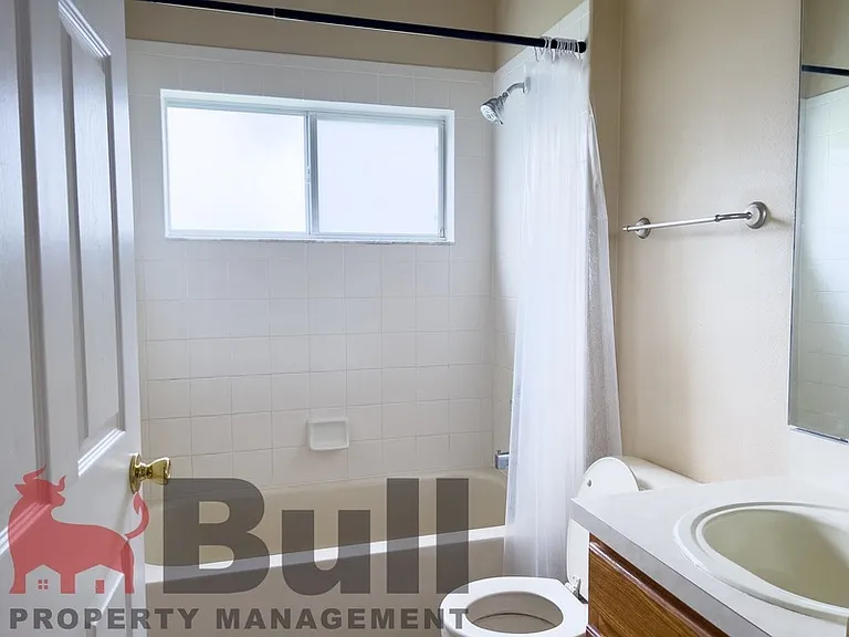 5812 Stafford Springs Trl — Photo 18