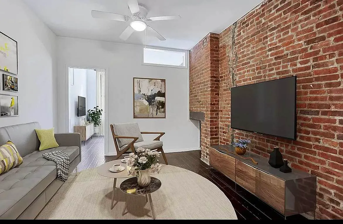 642 10th Avenue — Photo 3