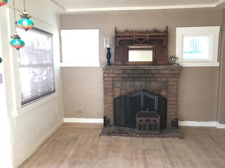 1607 Pacific Ave — Photo 4