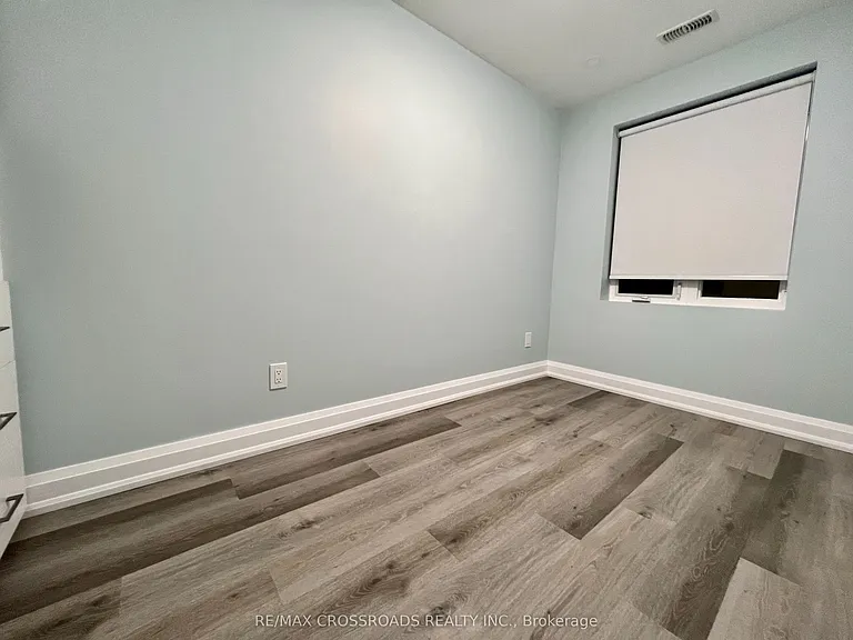 25 Glenside Ave #2 — Photo 12