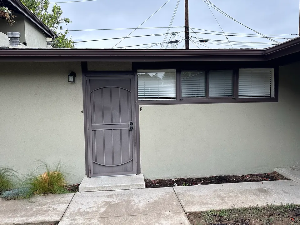 527 N Hollenbeck Ave #F