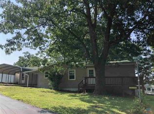 26177 Circle Dr, Warsaw, MO 65355