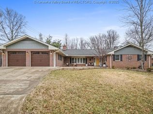 1404 Meadowcrest Dr, Charleston, WV 25314