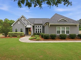 15 Ashland Ct, Zebulon, NC 27597