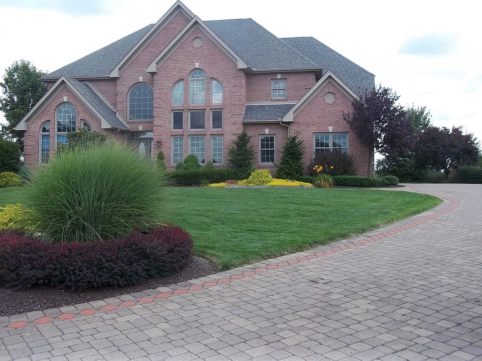 1st image of 1002 Lauren Ct