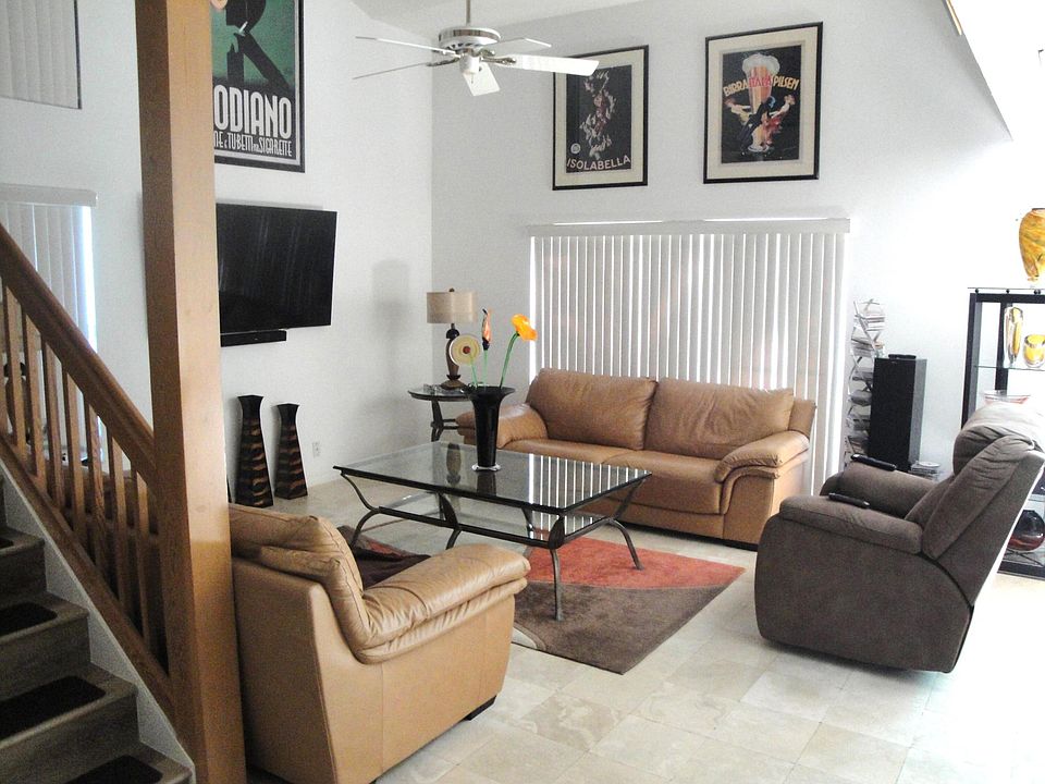1st image of 520 NE 48th Street