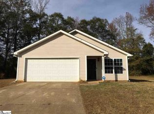 2 Sandalwood Ln, Greenville, SC 29611