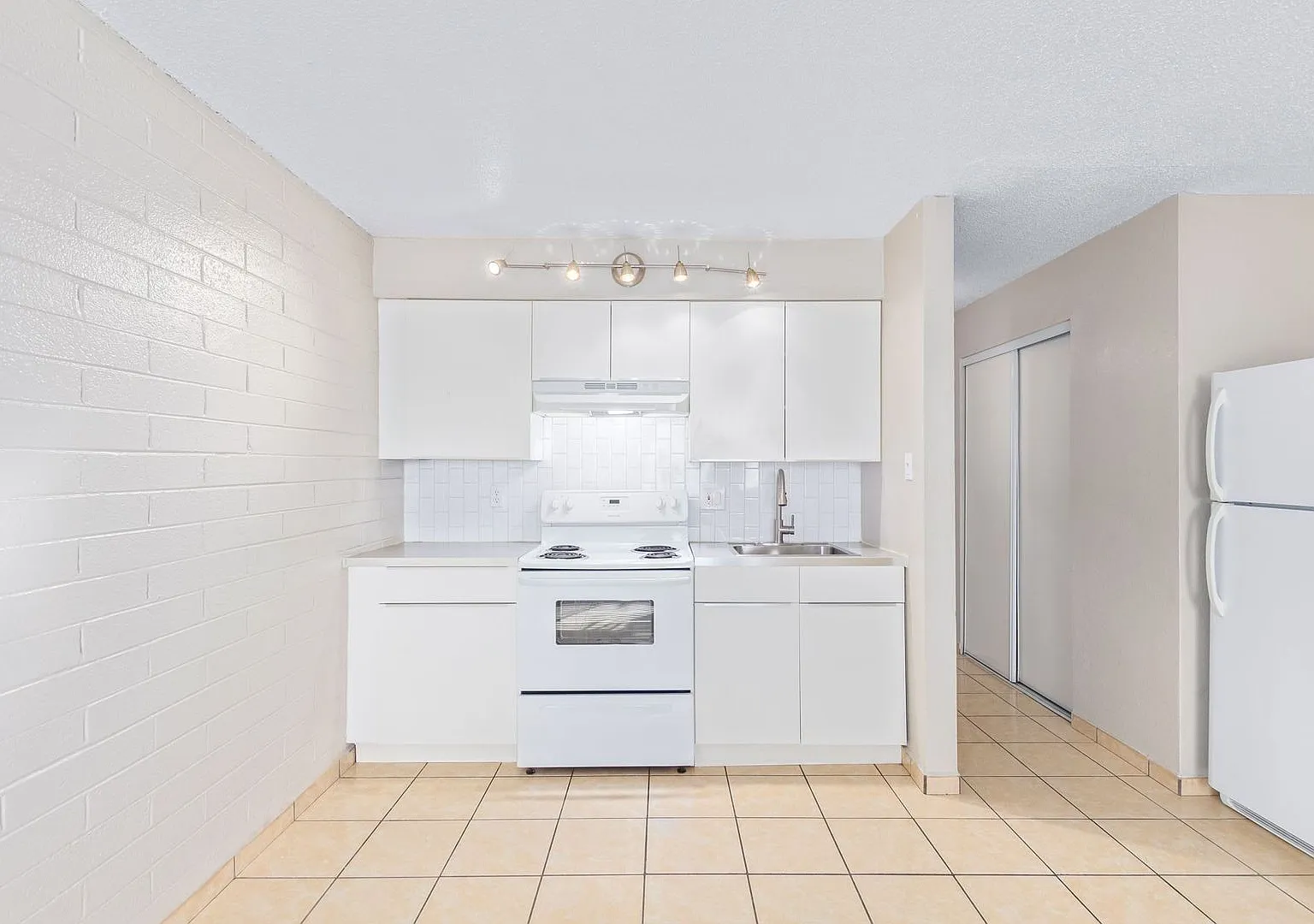 608 N. 9th St. — Photo 3