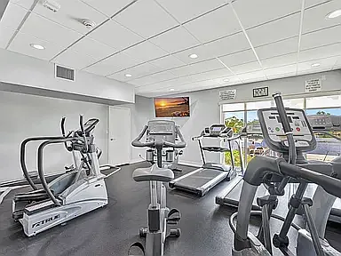 1170 N Federal Hwy #1110 — Photo 28