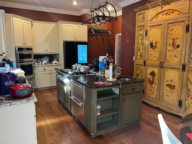 Devonshire Dr — Photo 12