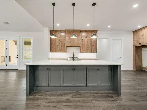 1349 Benjamin Trl, Van Alstyne, TX 75495