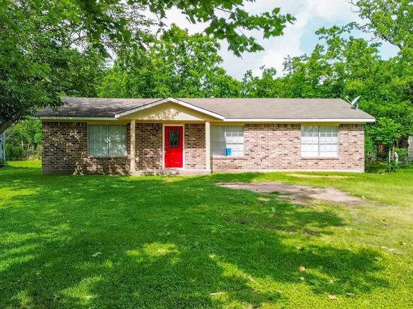 3210 Ridgefield Rd, La Porte, TX 77571