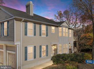 11405 Windleaf Ct APT 32, Reston, VA 20194