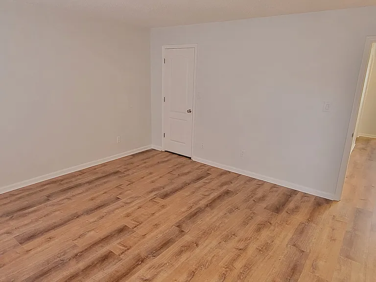 2604 Bracston Rd — Photo 10