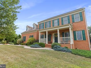13613 Creek View Dr, Hagerstown, MD 21740