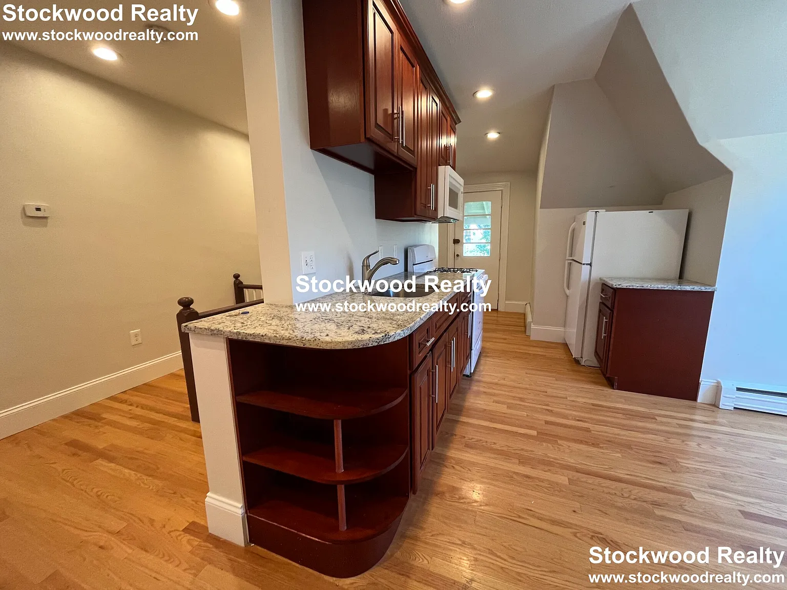 2 bed, $2,450 — Photo 2