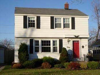 1st image of 668 Moore Ave