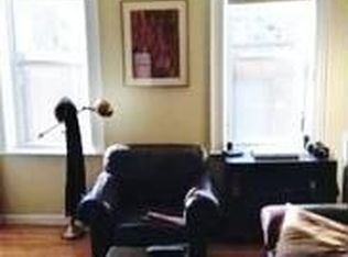 3625 34th St APT 3, Astoria, NY 11106