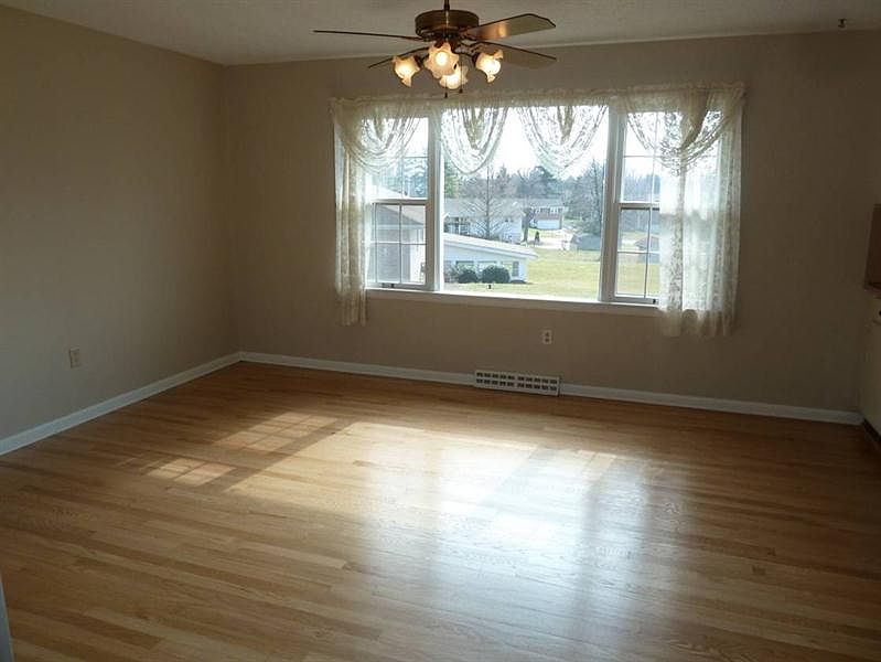 2500 Sunset Ln, York, PA 17408 Zillow