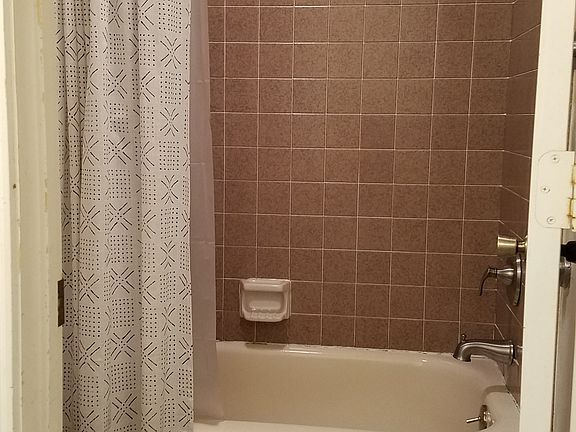 3rd image of 1 McNabb Cir