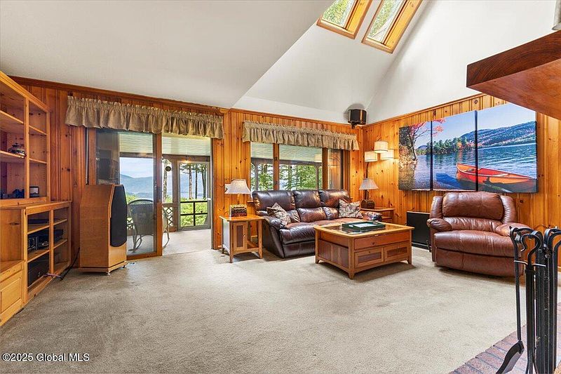 5th image of 29 Woodland Ridge Road