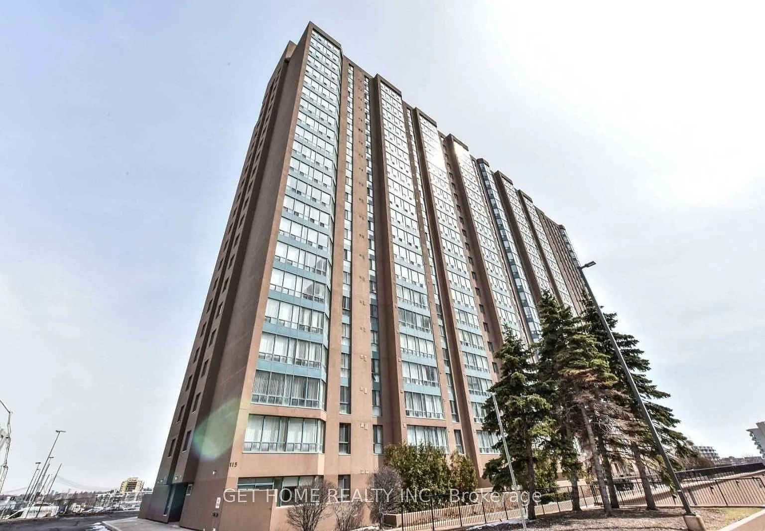 3 bed, $2,450 — Photo 1