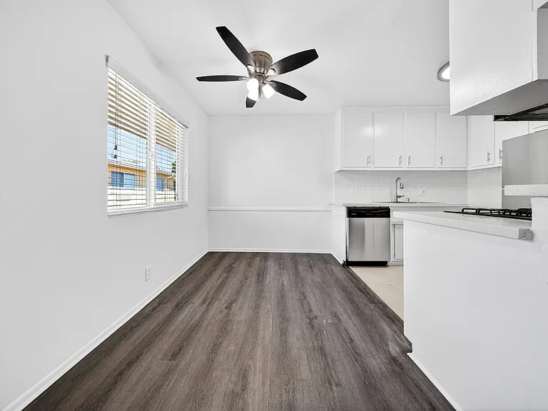 15114 Dickens St. — Photo 8
