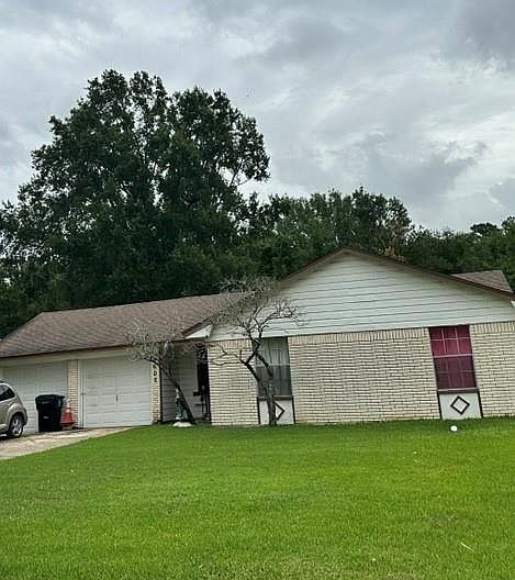 2nd image of 8602 Banting St